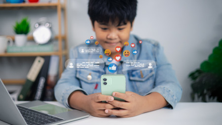 Faire de la protection des jeunes en ligne une priorité canadienne